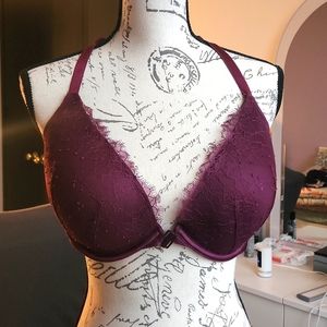 Victoria's Secret plunge lace front closure BRA  Very sexy collection purple